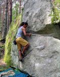 Franck Martinez in Lande � Loup (Rocher du Mont Morillon)