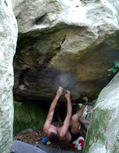 Fr�d�ric Buc in Attira devant l'Homme (Rocher d'Avon Ouest)